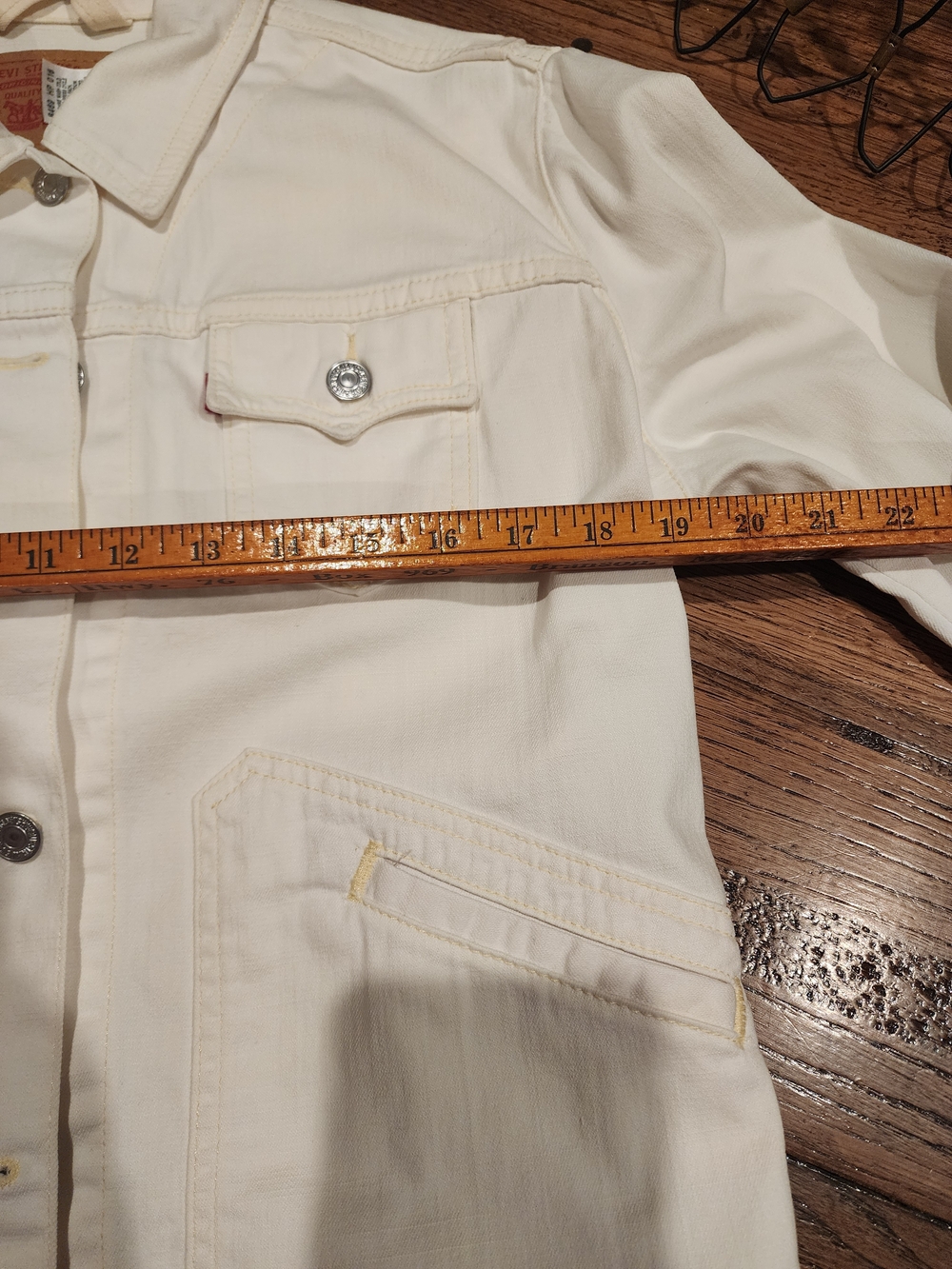 Levi's Off-White Women's Denim Jacket - Picture 7 of 8